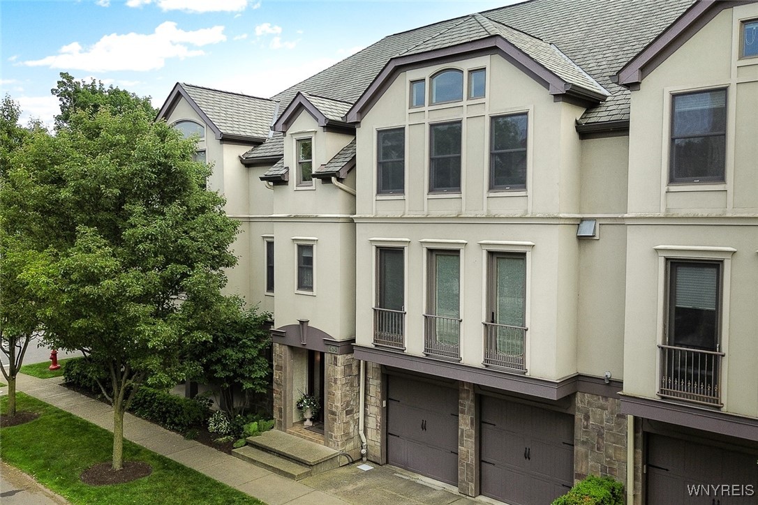 photo 2: 675 Potomac Avenue, Buffalo NY 14222