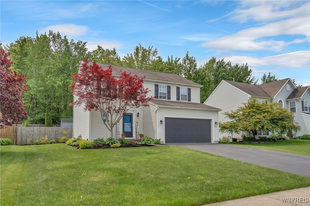 photo 1 : 2202 Fox Chase Road, Hamburg NY 14085