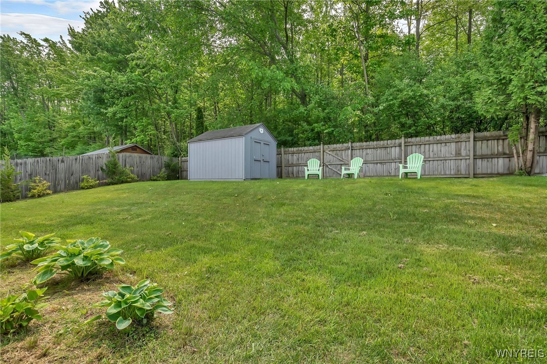 photo 3 : 2202 Fox Chase Road, Hamburg NY 14085