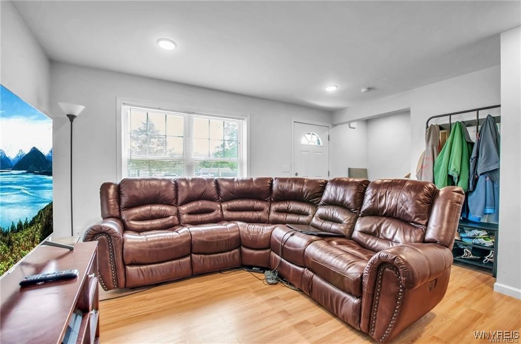 photo 4 : 1806 Como Park Boulevard, Lancaster NY 14086