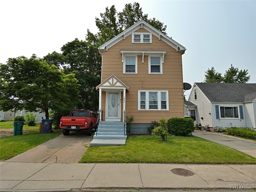 photo vmaLSzgqjLC0sTns31ctvTNB4a8: 1862 Kenmore Avenue, Buffalo NY 14216