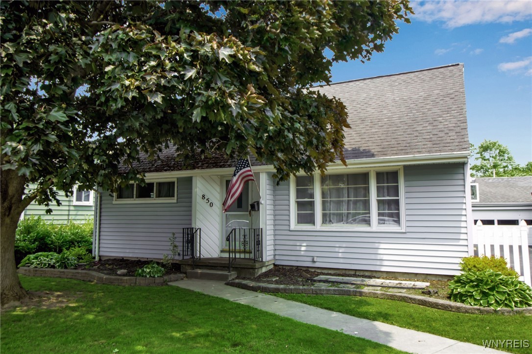 photo jDkeH6UxetQNrj22-C-GrZE3RPqI: 850 Page Avenue, Lewiston NY 14092