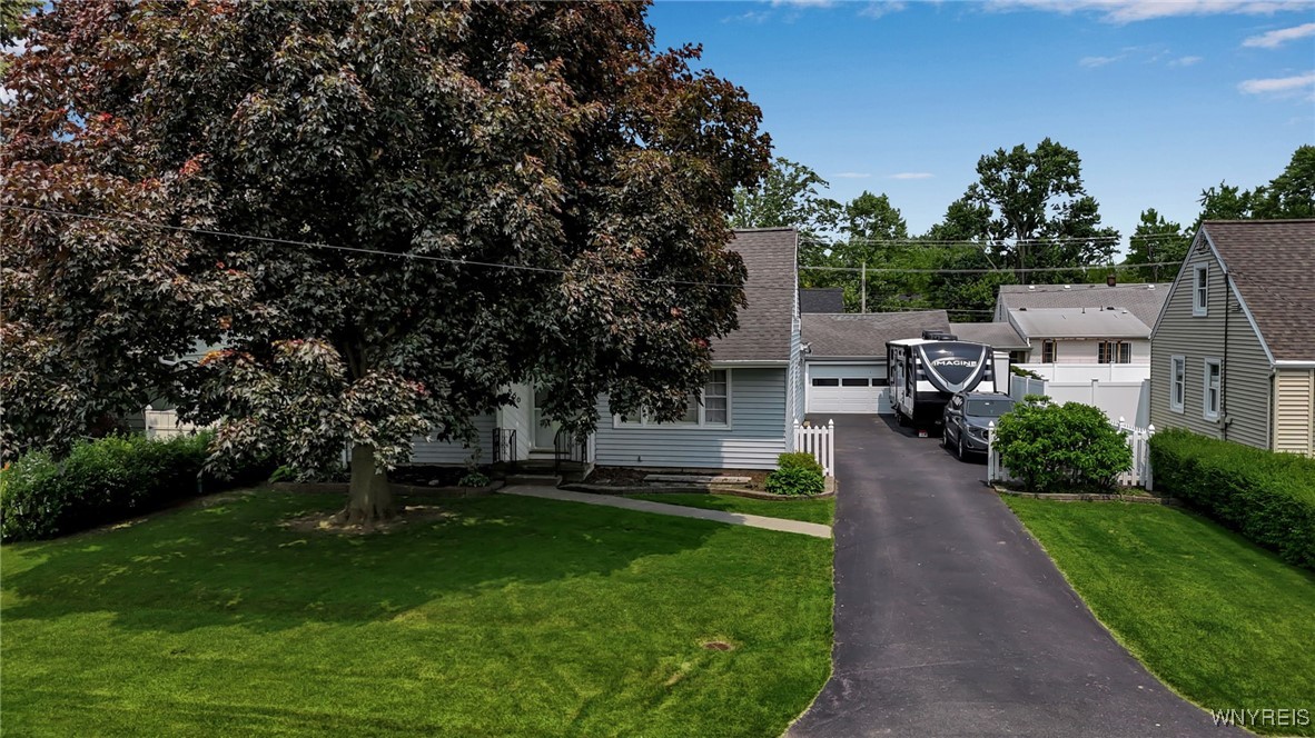 photo qV: 850 Page Avenue, Lewiston NY 14092