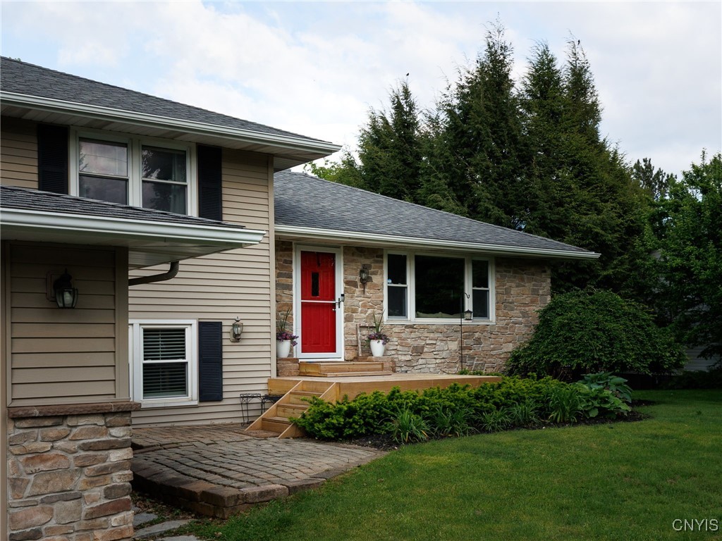 photo ntGVOeb26pZRFOeYQWsiQTOk5sUZNnrk: 22415 Riverbend Drive East, Le Ray NY 13601