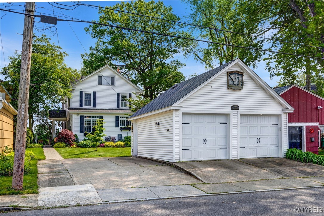 photo 4 : 8431 West Rivershore Drive, Niagara Falls NY 14304