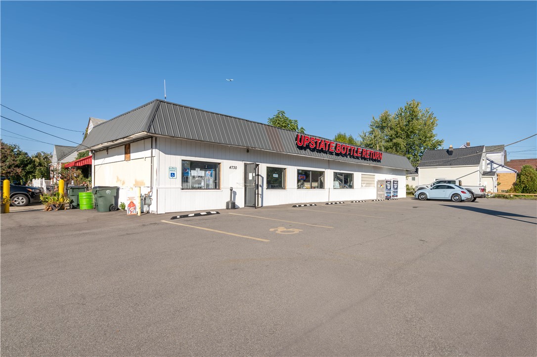 photo uN6j9NN9KnvAvRIg76vMM: 4730 Broadway, Cheektowaga NY 14043