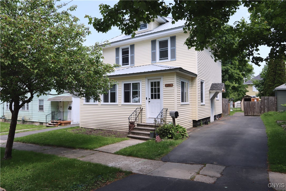 photo 7oup: 251 Charles Street, Watertown City NY 13601