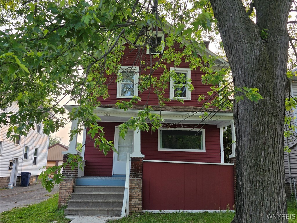 photo 1 : 1618 16th Street, Niagara Falls NY 14305