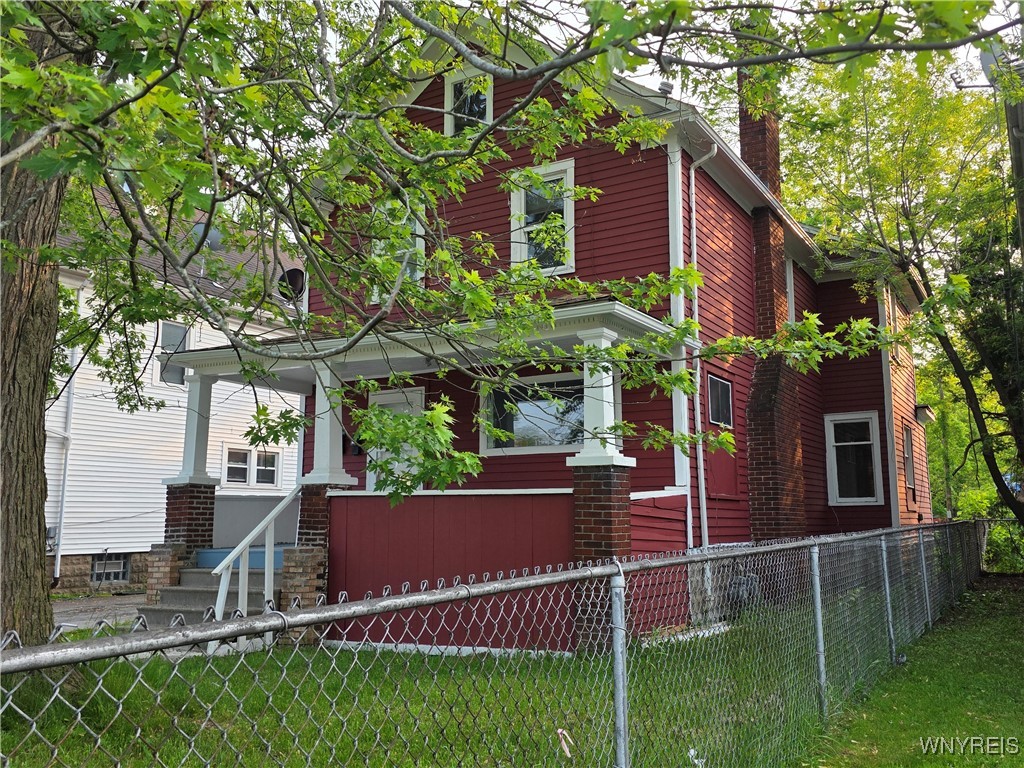 photo 2 : 1618 16th Street, Niagara Falls NY 14305