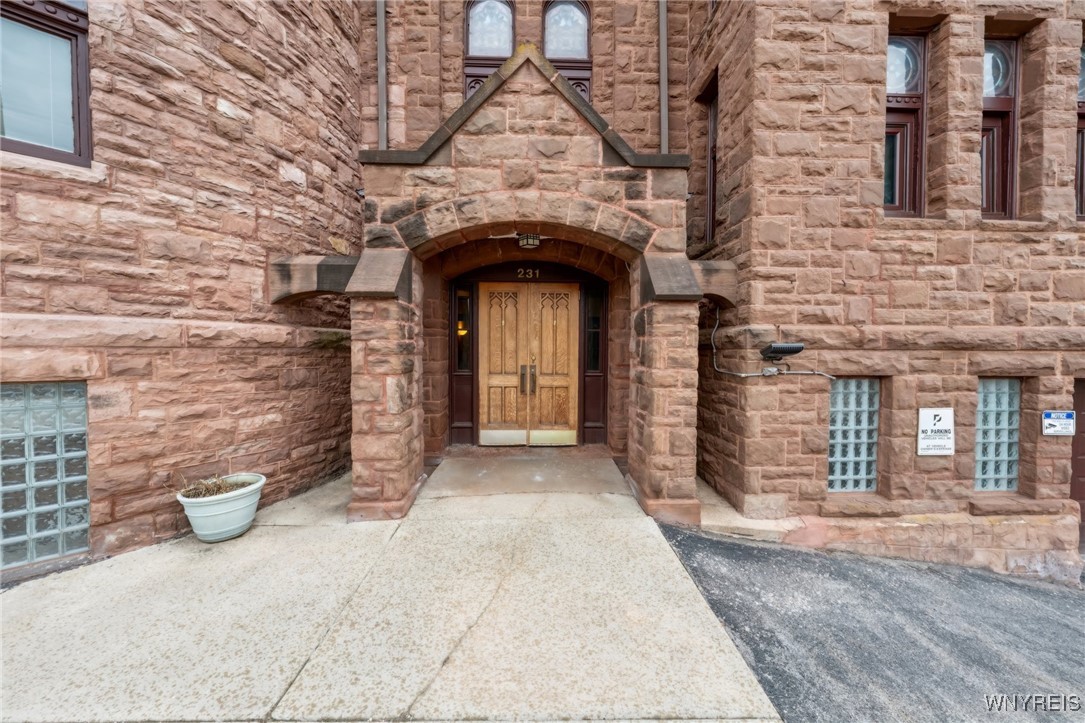 photo 3 : 231 Richmond Avenue 4, Buffalo NY 14222