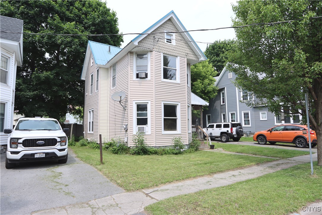 photo ddSXvsUYL9Vi1MernBw5pLhWyfHlLPIXBQBz8tfKFc: 129 Saint Mary Street, Watertown City NY 13601