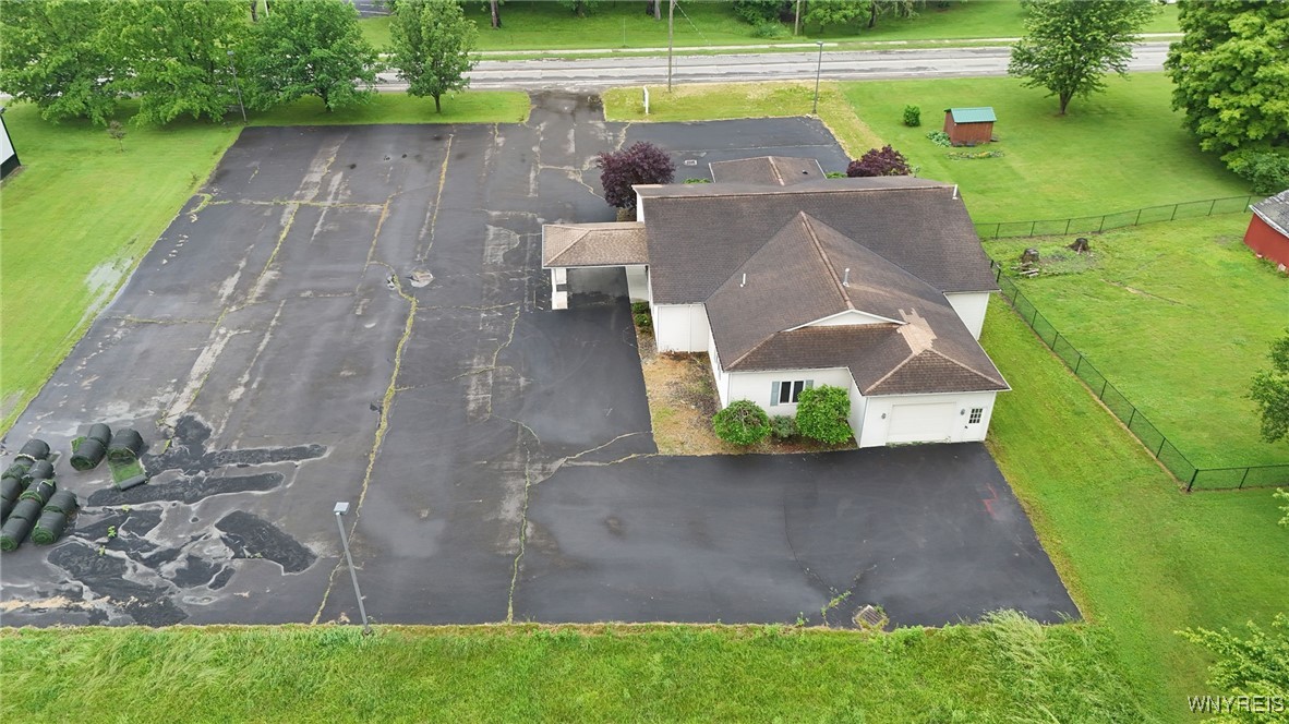 photo 4 : 255 Aldrich Street, Collins NY 14070