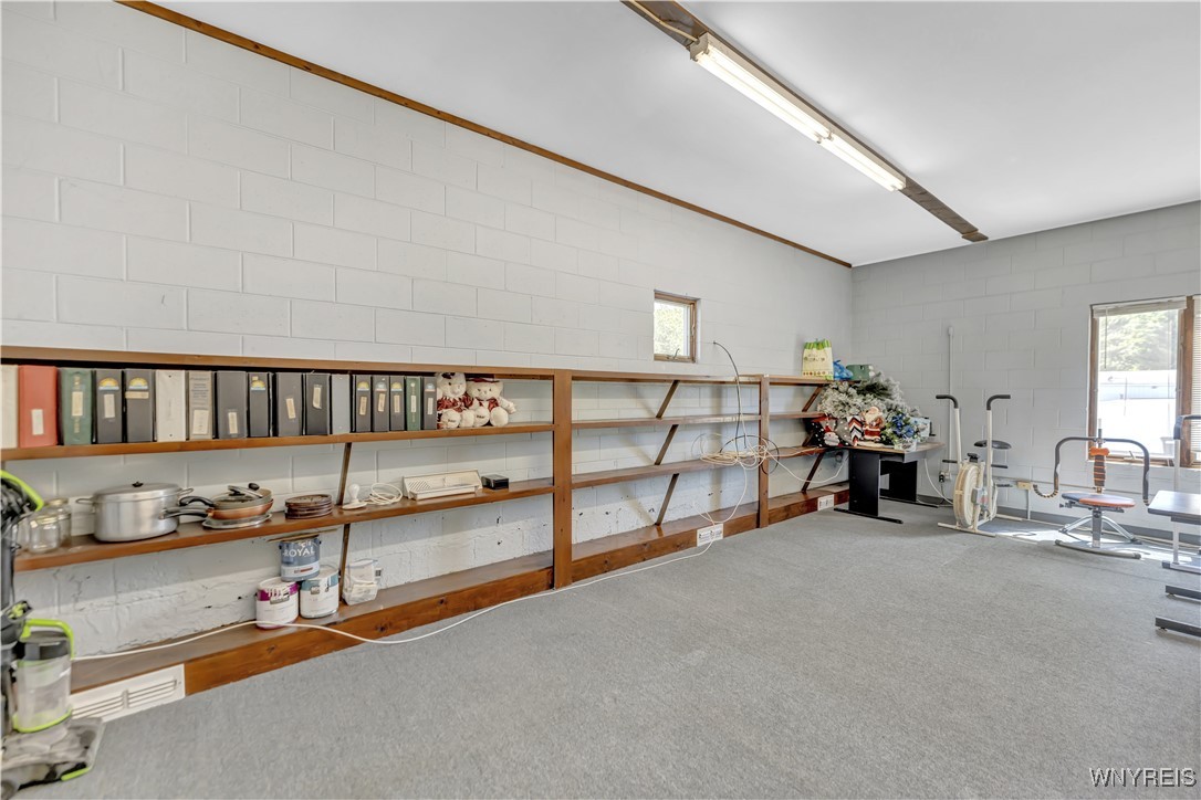 photo uhssJECaMyIeDbEm99ady2cvCRFGmNtv3NvhTEHNk: 2066 Langford Road, North Collins NY 14111
