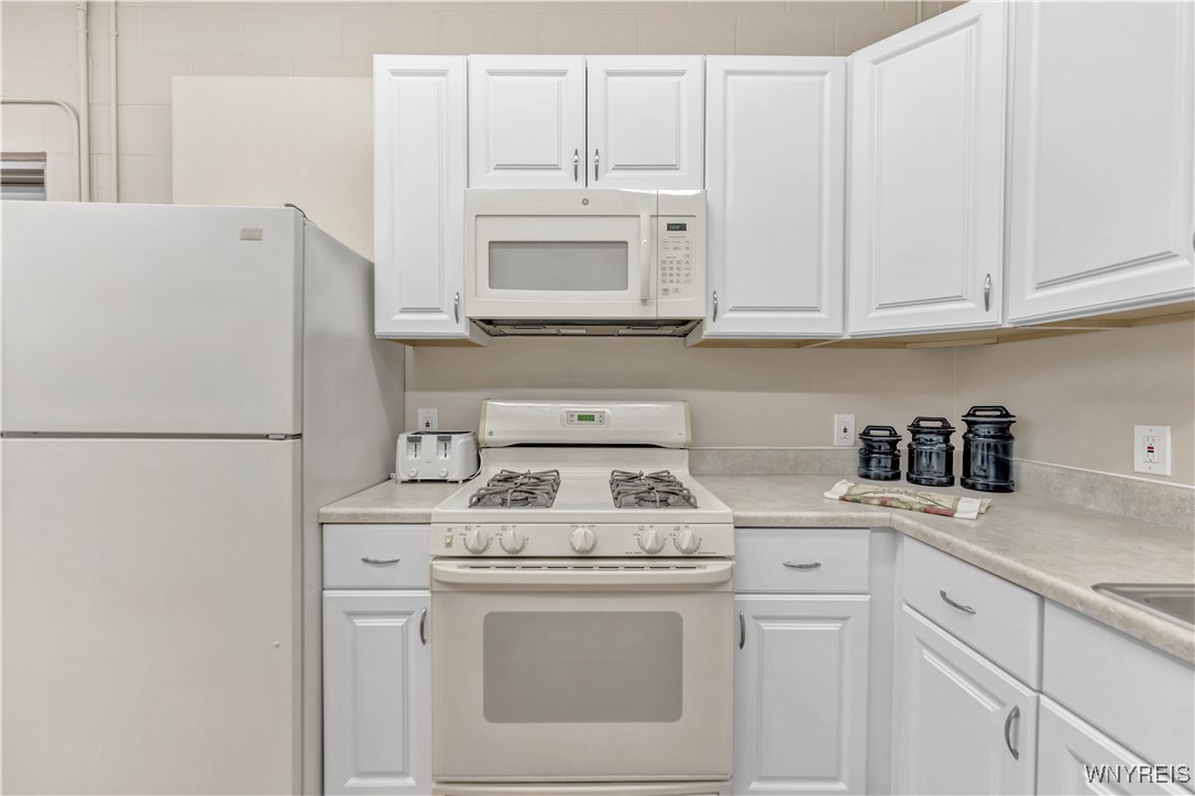 photo 4 : 2066 Langford Road, North Collins NY 14111