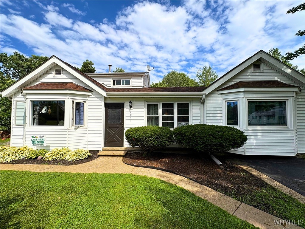 photo undefined: 6817 Revere Drive, Evans NY 14047