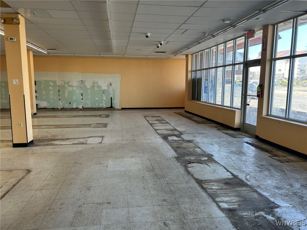 photo 4 : 1309 Pine Avenue, Niagara Falls NY 14301