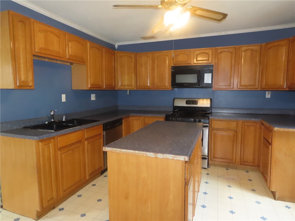 photo 4 : 472 Portage Street, Watertown City NY 13601