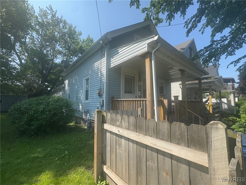 photo 2 : 113 Hamilton Street, Buffalo NY 14207
