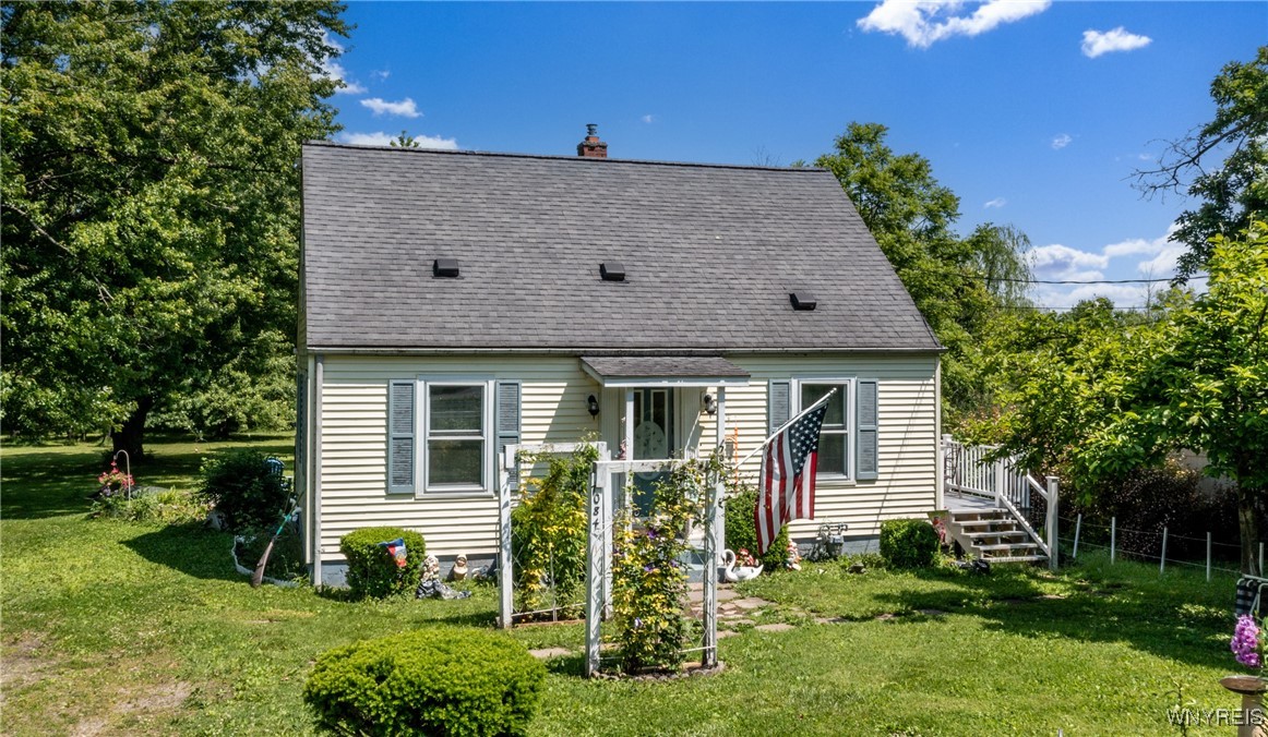 photo FT7apAcjGFfG6kh3QDa1ksFJgadUYKl1uX04yummvM: 7084 Versailles Road, Evans NY 14047