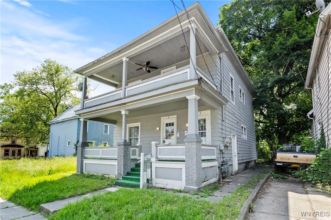 photo ItQfYXK0ElYpaJTJUHme9ZcSNugRSWsr9v-Uknn0cU: 1812 18th Street, Niagara Falls NY 14305