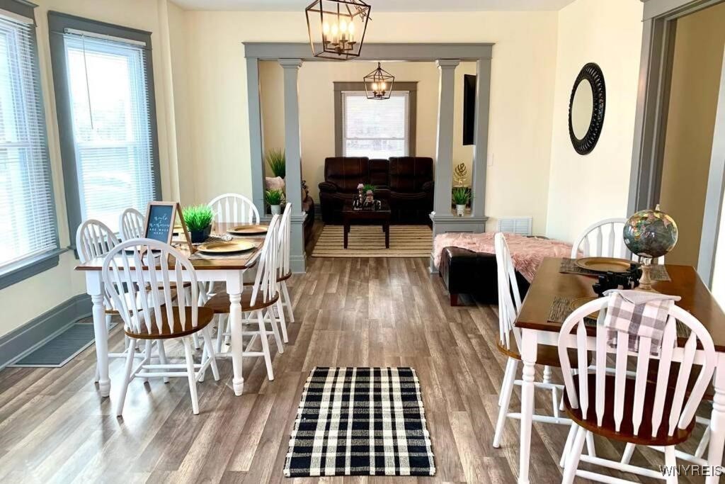 photo undefined: 1008 Niagara Avenue, Niagara Falls NY 14305