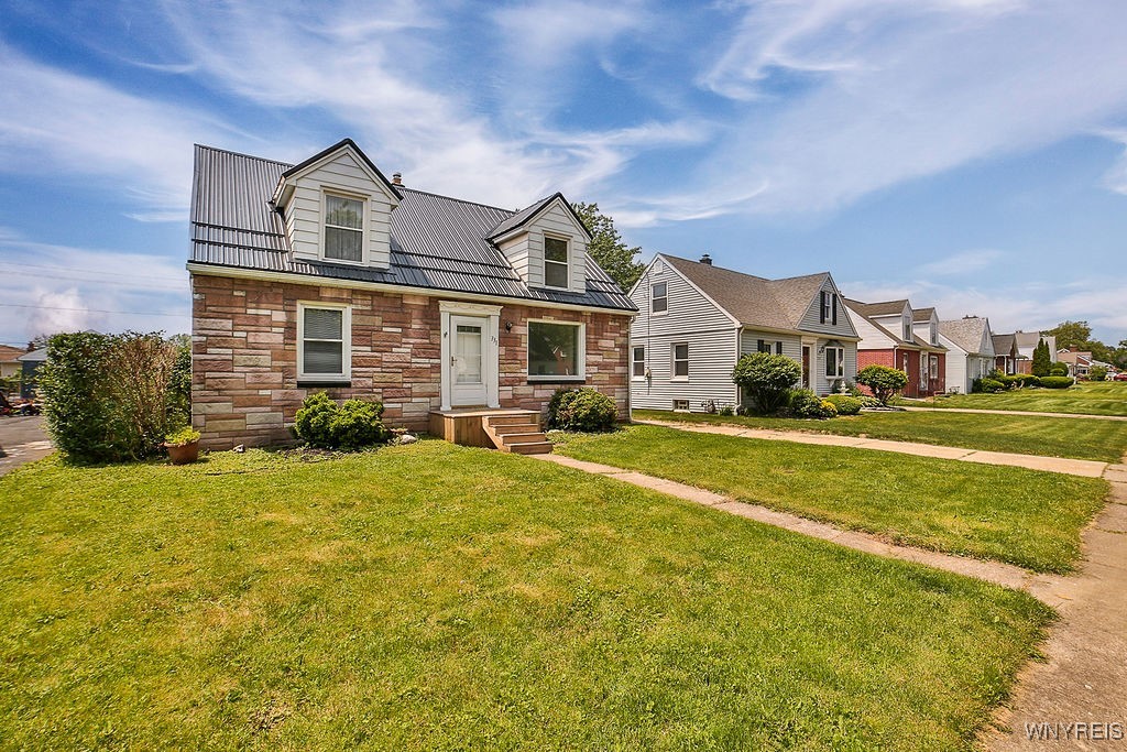 photo 3 : 331 South Shore Boulevard, Lackawanna NY 14218