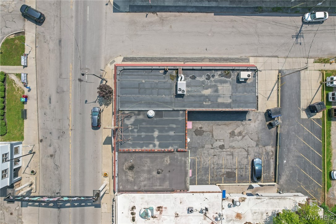 photo 4 : 3019 Pine Avenue, Niagara Falls NY 14301