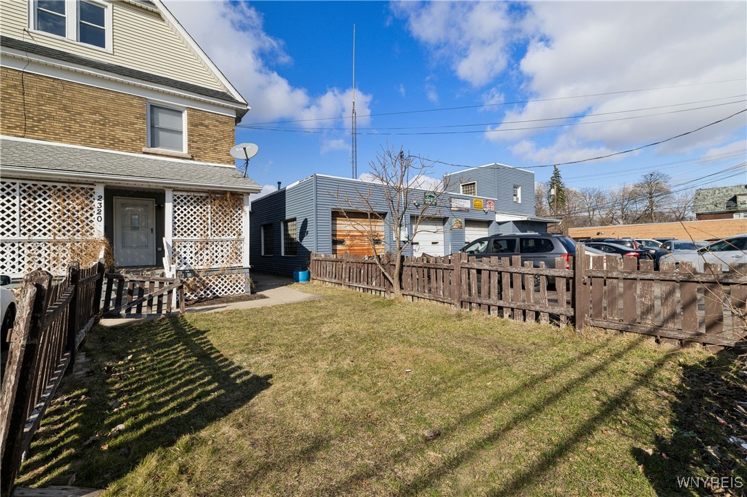 photo 1 : 2320 Niagara Street, Niagara Falls NY 14303