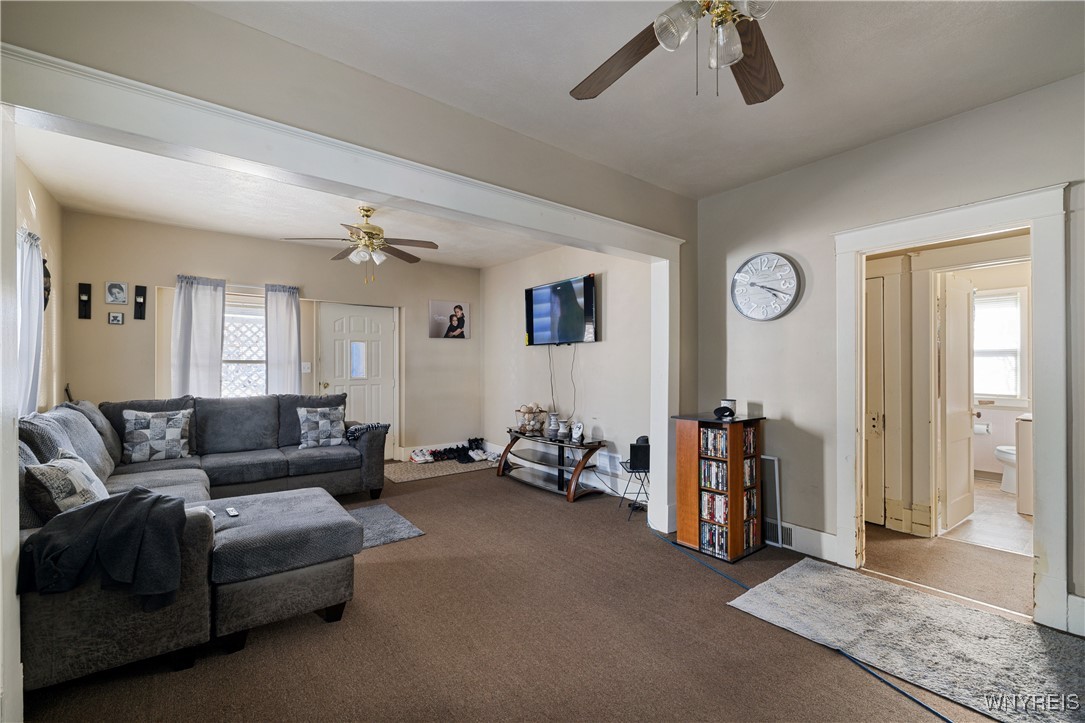 photo 3 : 2320 Niagara Street, Niagara Falls NY 14303