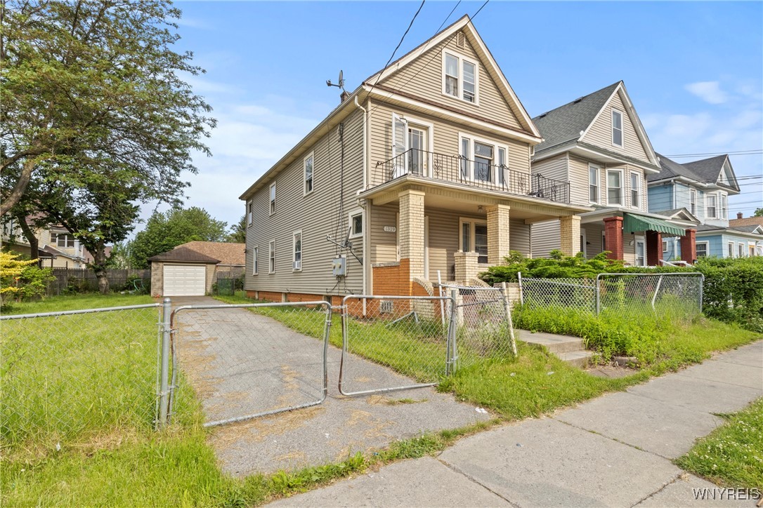 photo 2 : 1319 Electric Avenue, Lackawanna NY 14218
