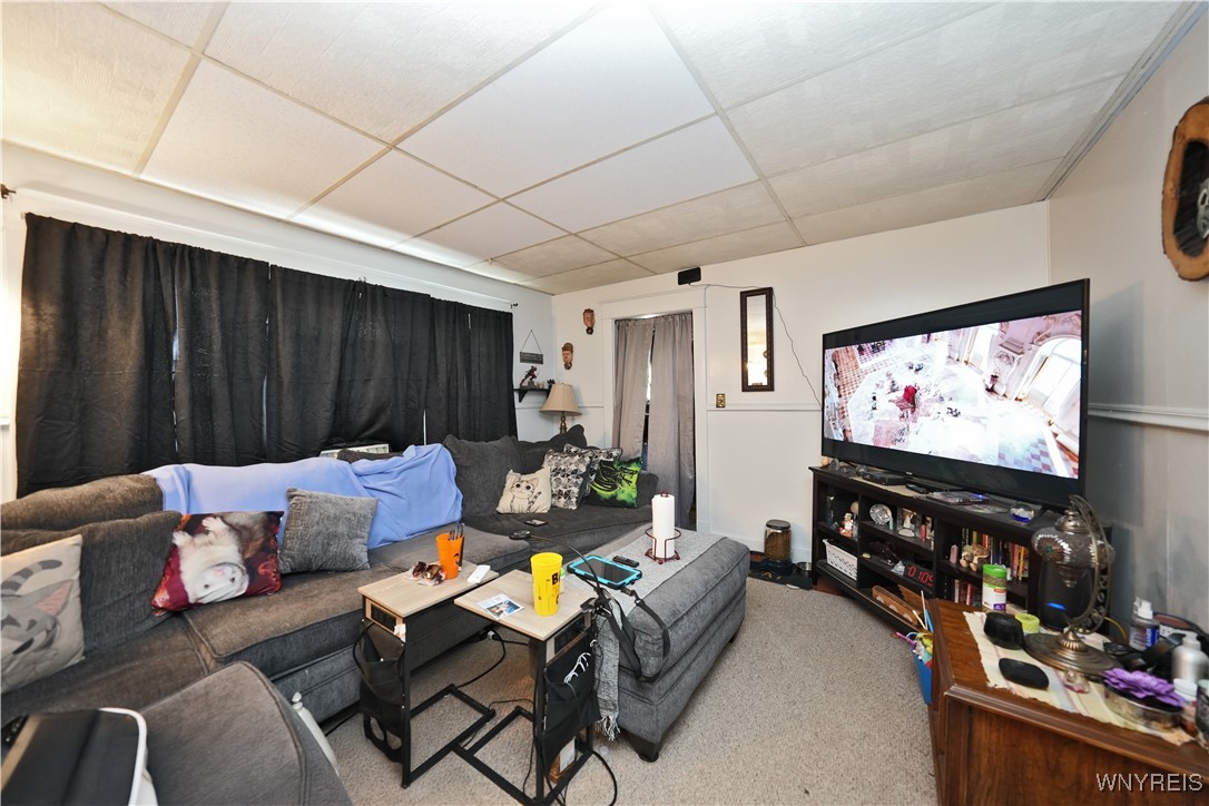 photo 2 : 377 Pine Ridge Road, Cheektowaga NY 14225