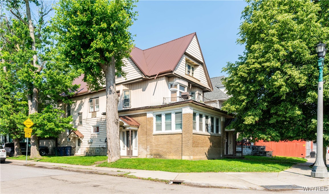 photo 8WzLdbs: 2009 Seneca Street, Buffalo NY 14210