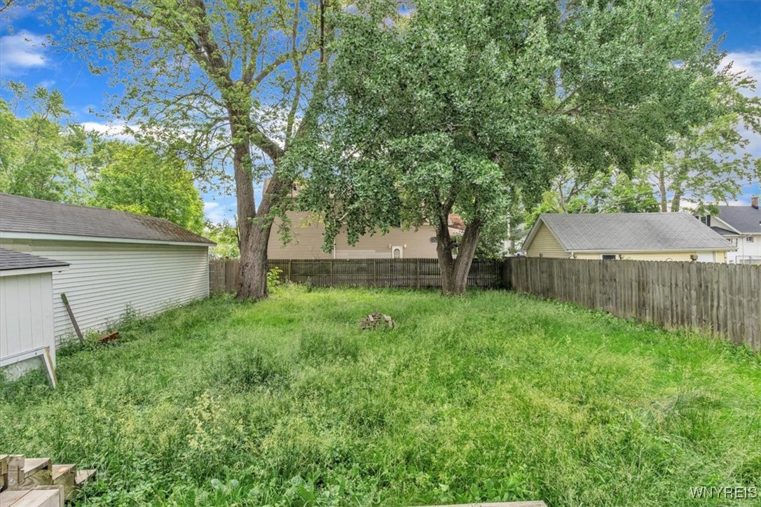photo H2: 709 87th Street, Niagara Falls NY 14304