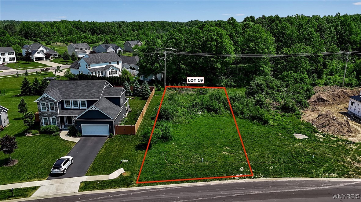 photo 43Oh00R0eIcNvf3ym7QcJf6BvDSzcRtUC8AwKHzAwo: 4261 Wolf Run (Lot 19) Drive, Lewiston NY 14092