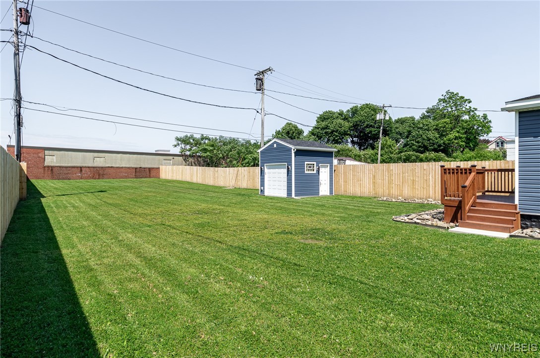 photo dp6onIXvGUaUNLRxonAfrCGmh9NTU19IbBHtUyGGqQ: 18 Abbott Rd lower front Road, Buffalo NY 14220