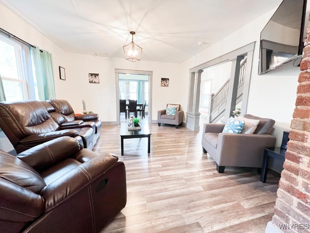 photo 3 : 2218 Ferry Avenue, Niagara Falls NY 14301