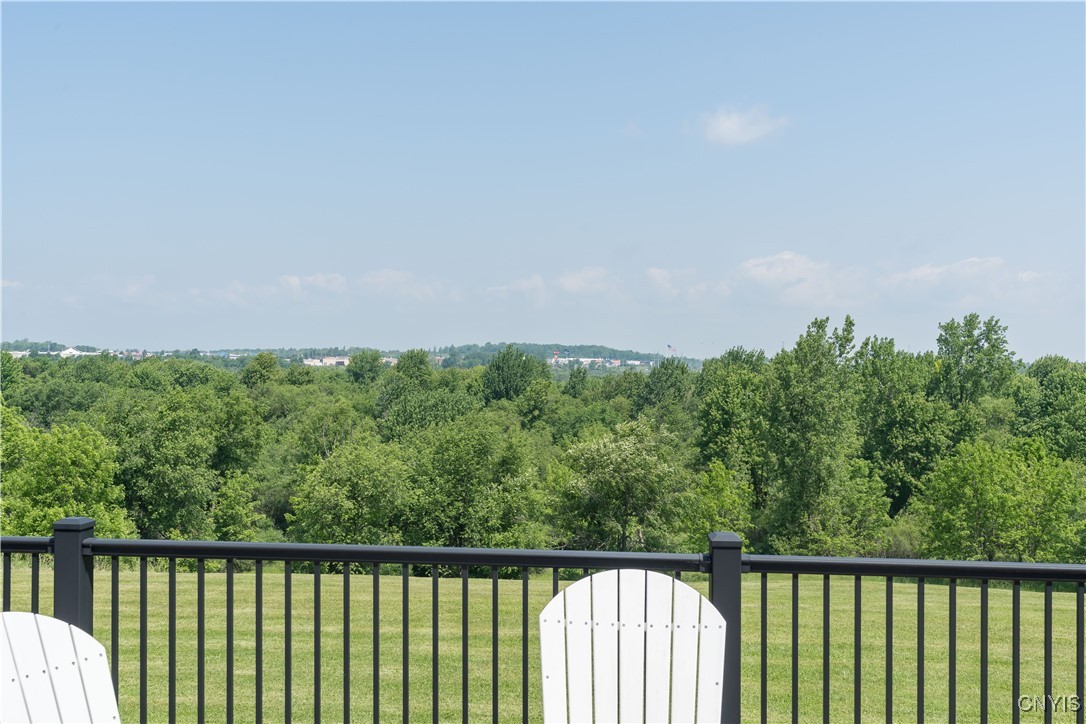 photo 7npq92wI: 21275 County Route 63, Watertown Town NY 13601