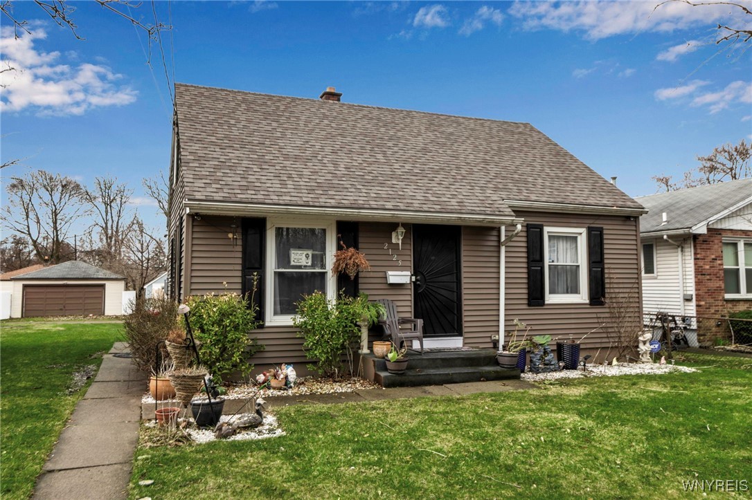 photo undefined: 2125 Seneca Avenue, Niagara Falls NY 14305