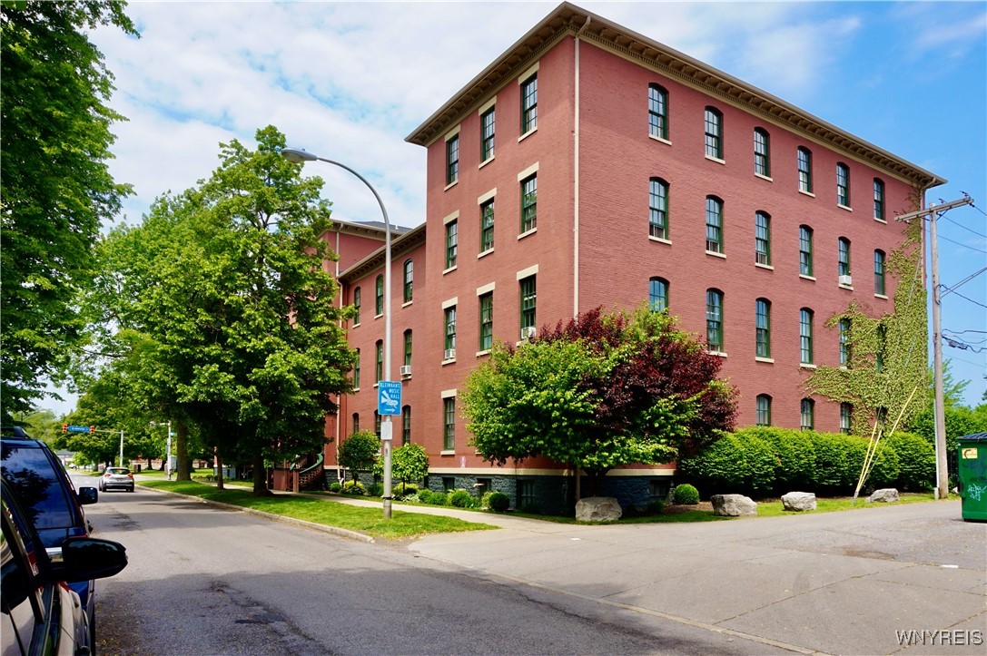 photo mZQ-bvGSa: 125 Edward Street 3I, Buffalo NY 14201