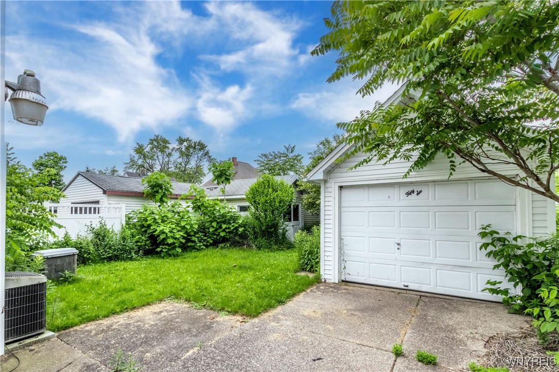 photo 2 : 56 Lorraine Avenue, Buffalo NY 14220