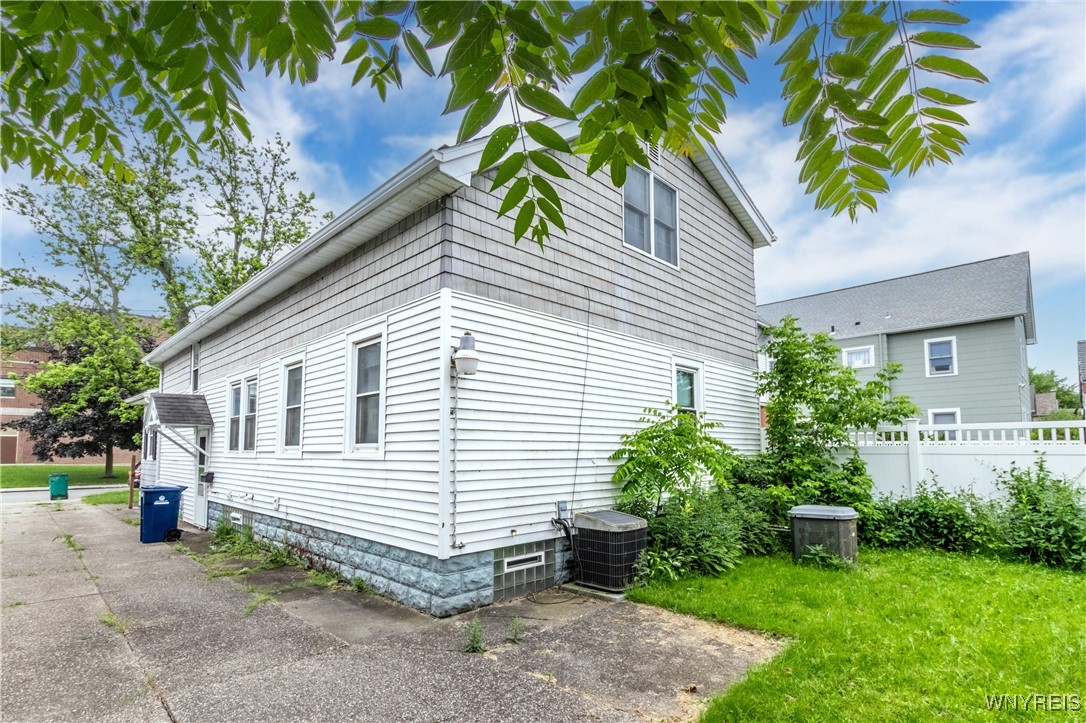 photo 3 : 56 Lorraine Avenue, Buffalo NY 14220