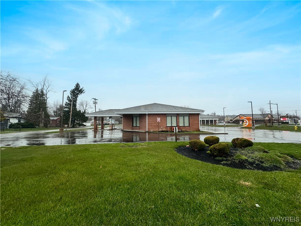 photo 2 : 6840 Erie Road, Evans NY 14047