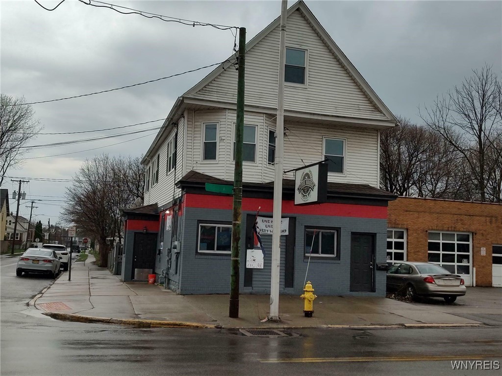 photo -lD3li1hj1H-VIiSRbStLfD9B2c: 2847 South Park Avenue, Lackawanna NY 14218
