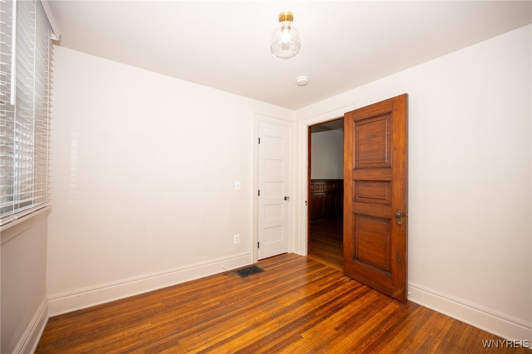 photo undefined: 933 Tifft Street Lower, Buffalo NY 14220