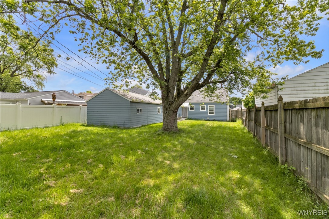 photo 2 : 26 Beale Avenue, Cheektowaga NY 14225