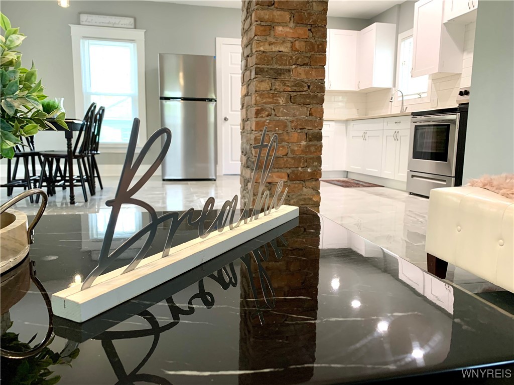 photo 3 : 1221 Haeberle Avenue, Niagara Falls NY 14301