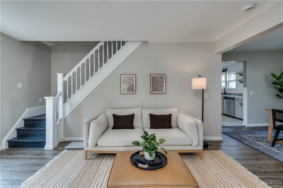 photo Twmar4k: 517 New York Avenue, Watertown City NY 13601
