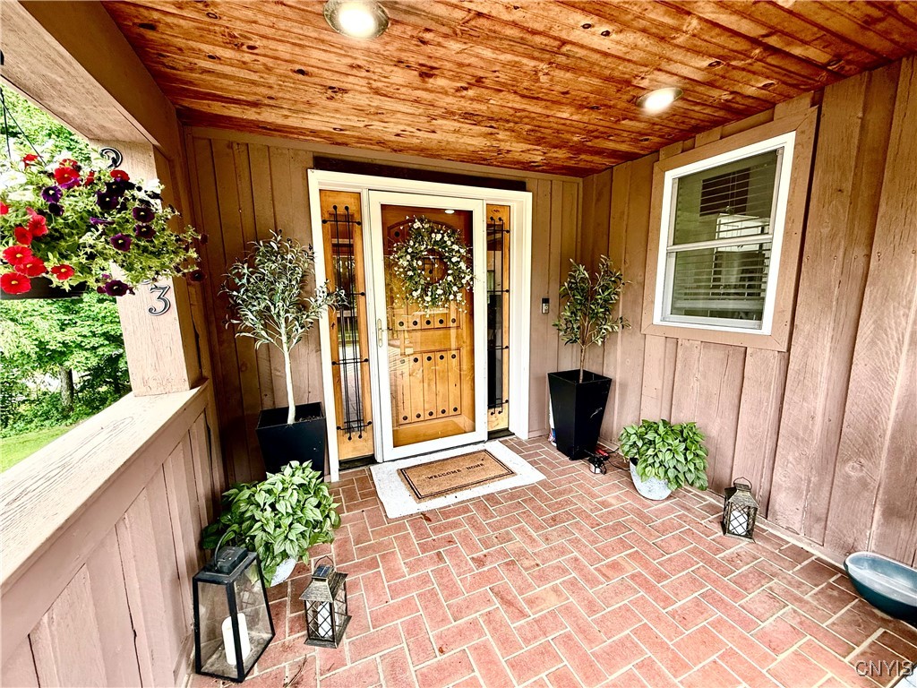 photo 3 : 25253 East Gotham Road, Watertown Town NY 13601