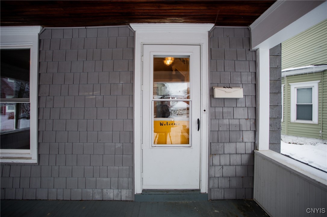 photo 2 : 416 Broadway Avenue East, Watertown City NY 13601