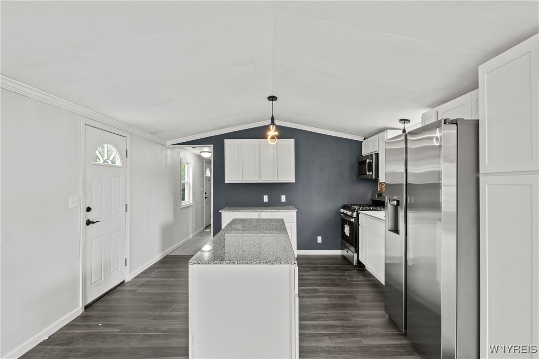 photo 4 : 21 Harmony Lane, Cheektowaga NY 14225